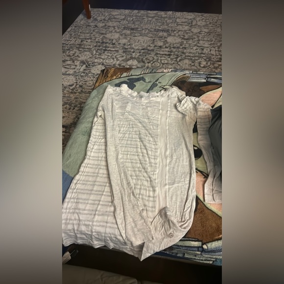 Grey and white striped shirt - Picture 2 of 3